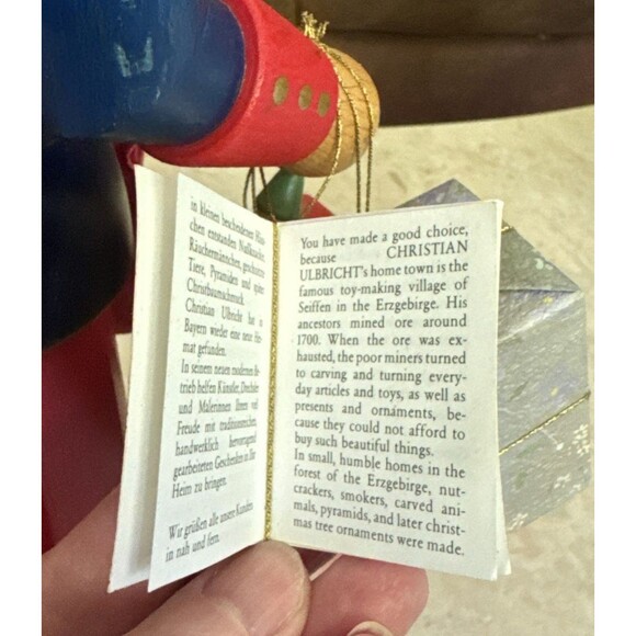 Vintage Holzkunst Christian Ulbricht W. Germany Nutcracker With Satchel/ Gifts - Picture 7 of 11